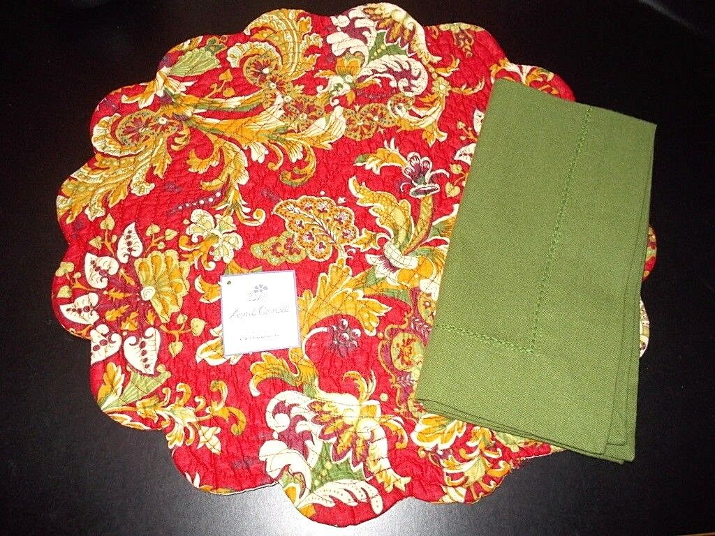 Set Of 2 Quilted, Reversible Placemats With Companion Napkins New