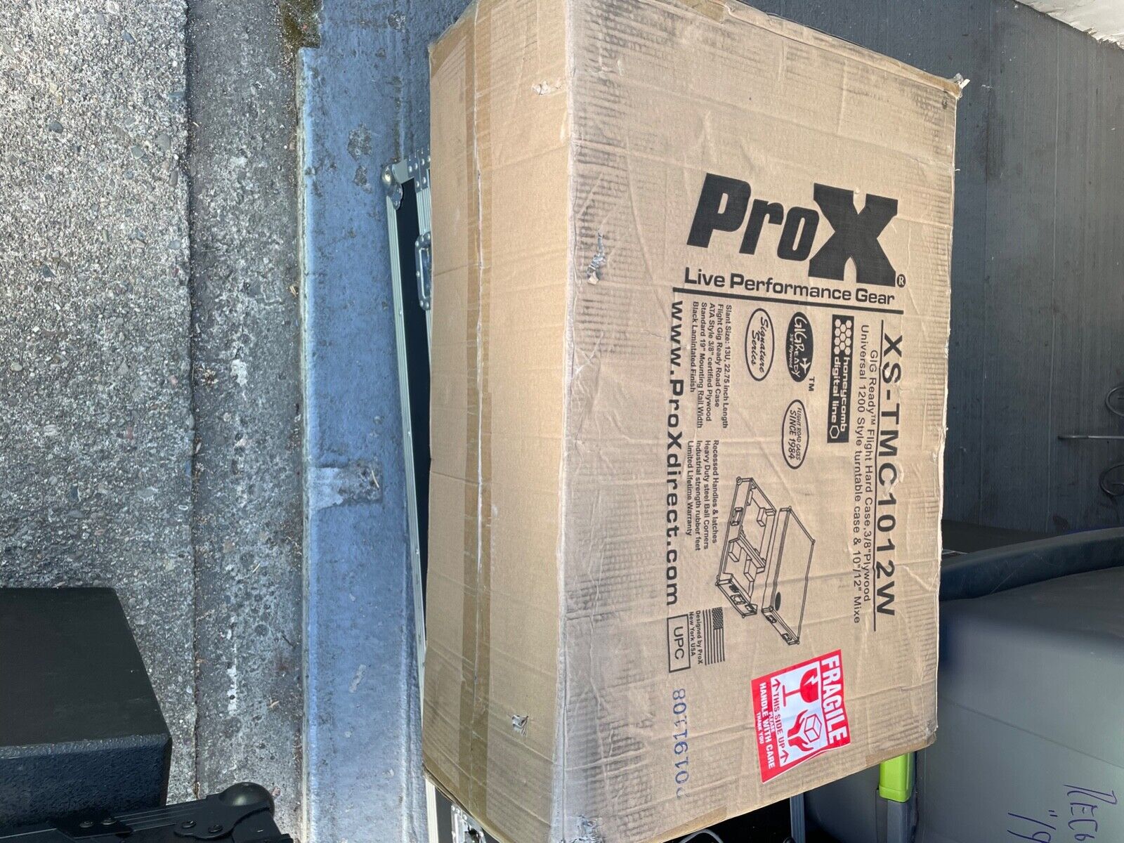 ProX XS-TMC1012W Half coffin for one turntable/ one mixer.