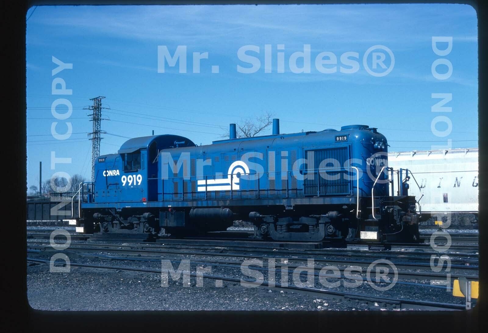 Original Slide CR Conrail ALCO-EMD RS3/m 9919 Reading PA 1980